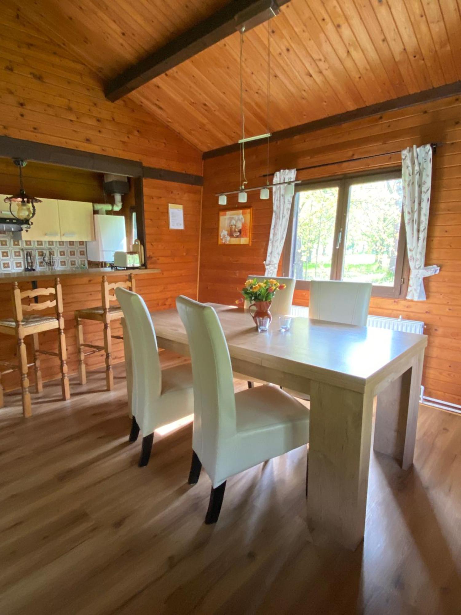 Heidegut Eschede Reitsportanlage Und Feriendorf Esterno foto